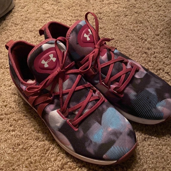 Under Armour Shoes - Under Armour Breathe Women's Training Shoes size 8.5